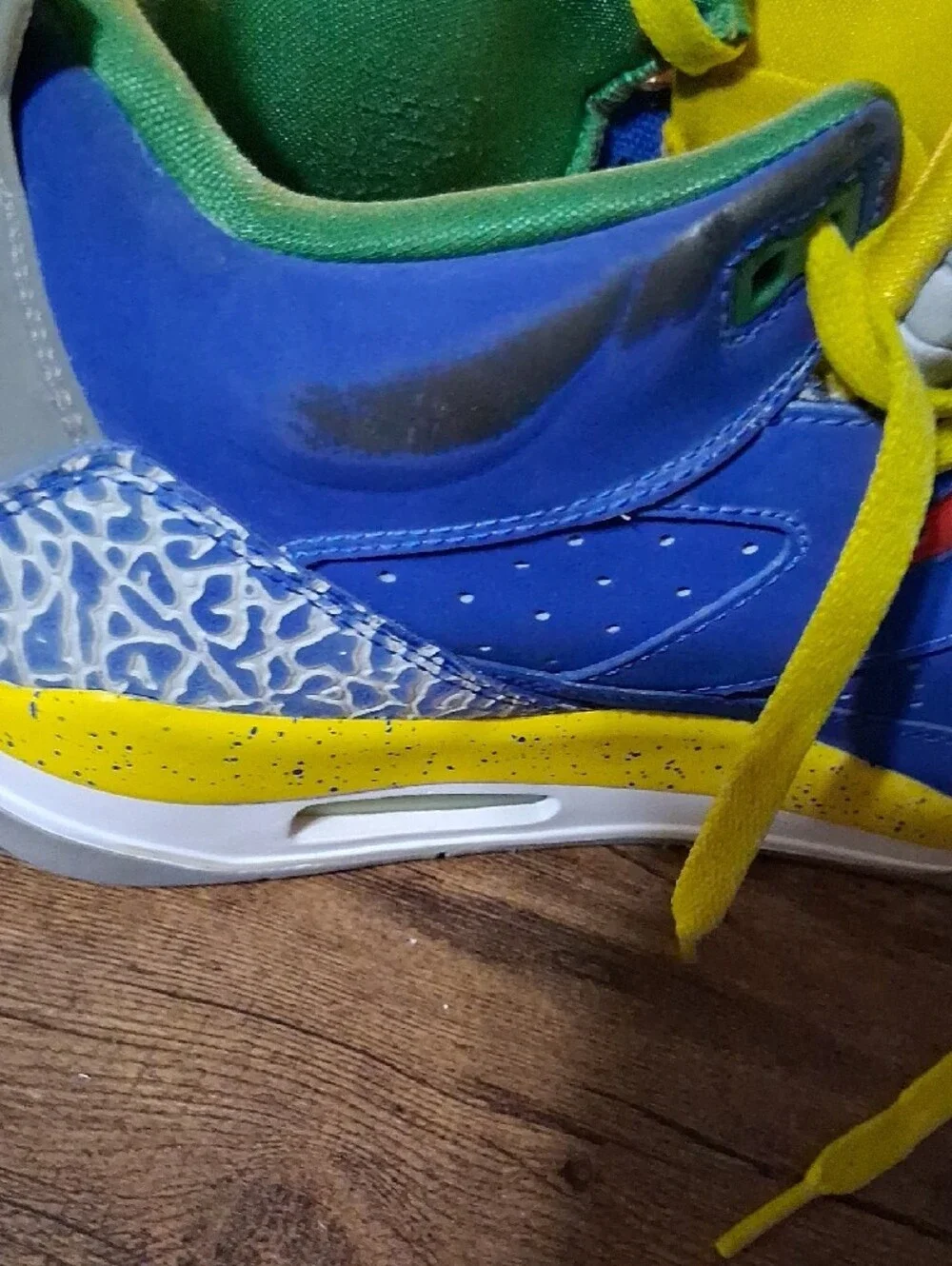 Jordan Men's Athletic Shoes Blue Yellow Green